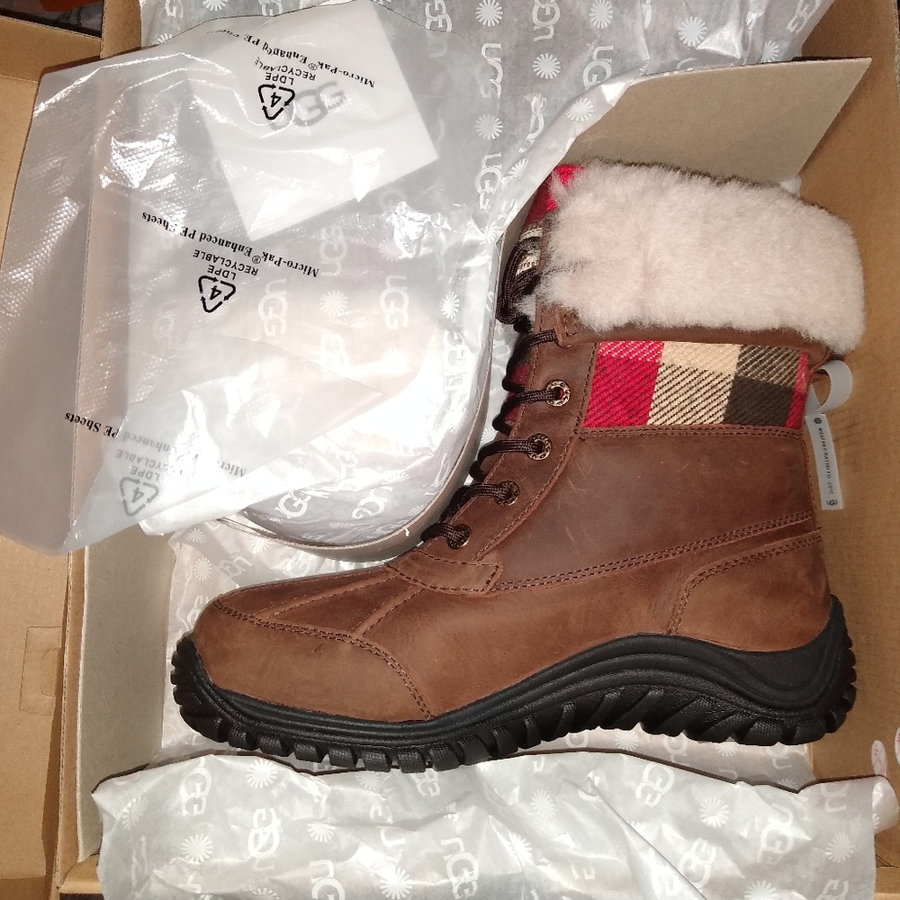 Ugg Adirondack ll Plaid.